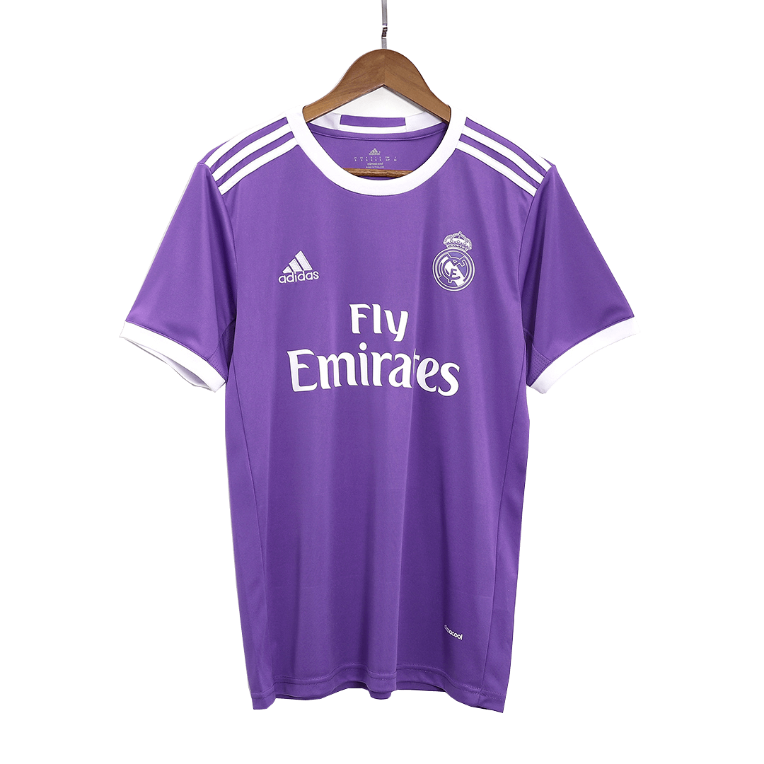 Tricouri Fotbal Vintage Real Madrid Sergio Ramos #4 Deplasare 2016/17