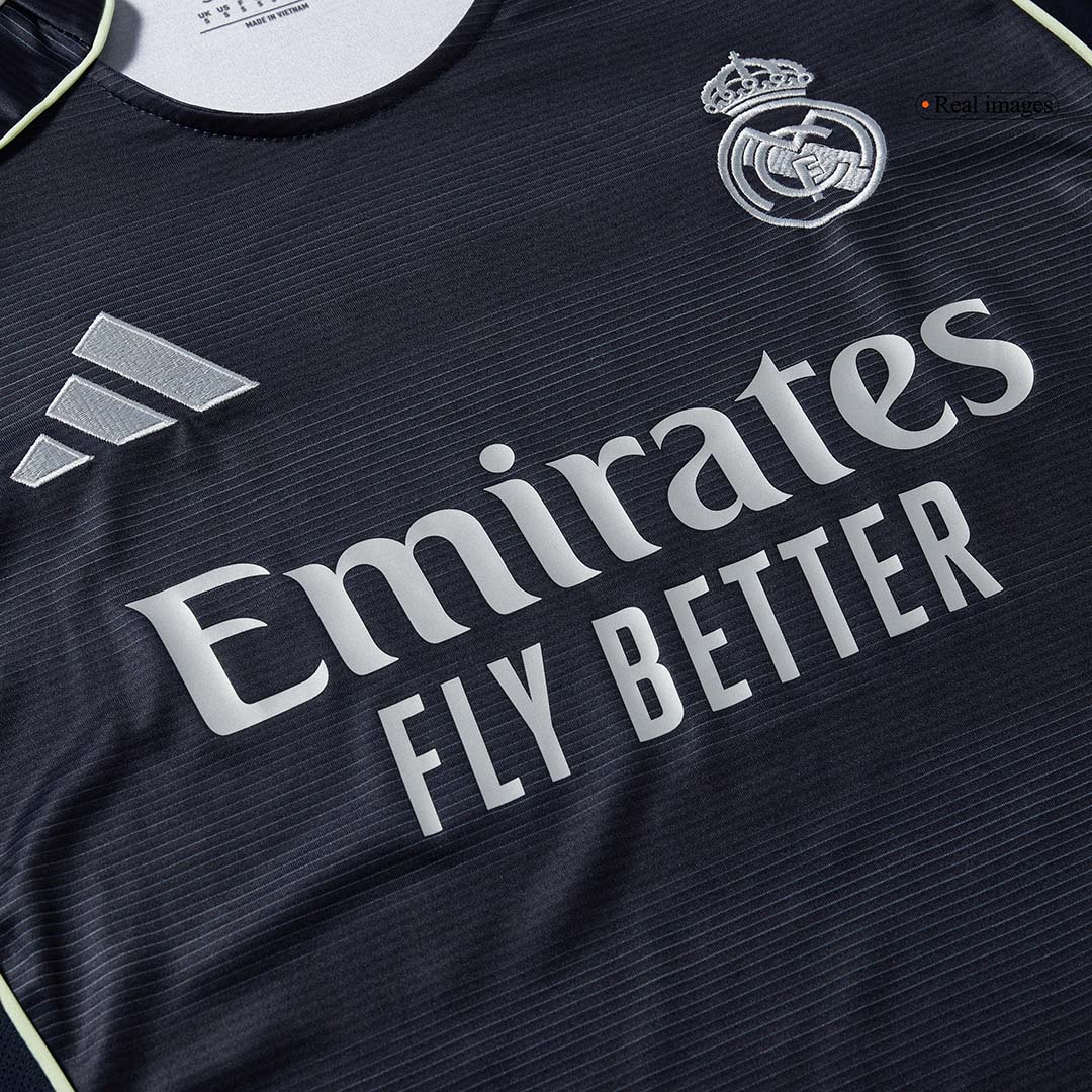 Tricouri Fotbal Real Madrid HUIJSEN #24 Deplasare 2025/26 (mărime mare) - Premium