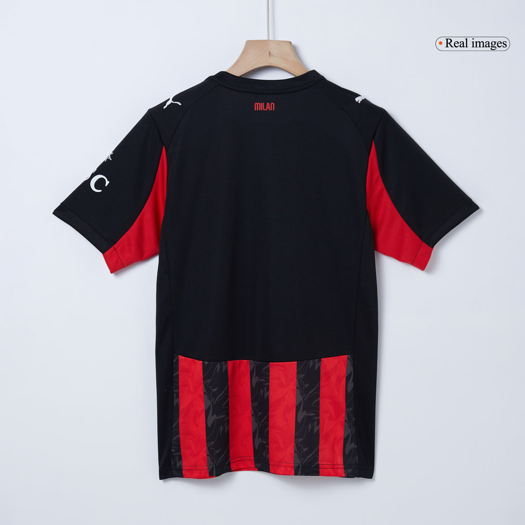 Tricouri Fotbal AC Milan PULISIC #11 Acasă 2025/26 (mărime mare) - Premium